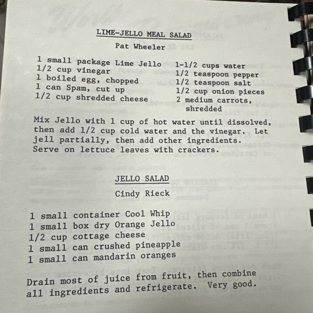 1988 Paintable Edibles Art League of Baytown Texas - Create a Cookbook - Picture 6 of 7